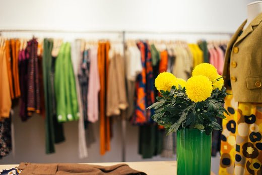 Decoding the Psychology of Color Schemes - Zee Store